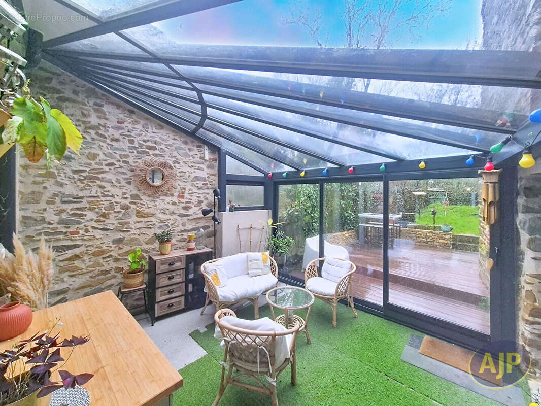 Maison à L'HERBERGEMENT