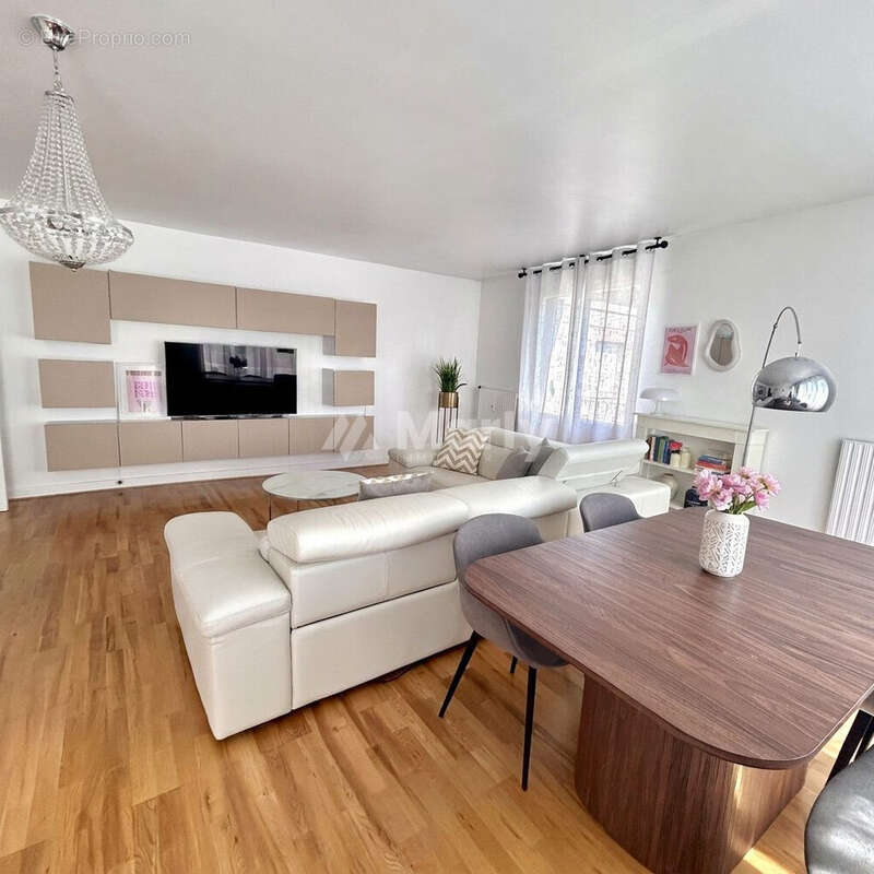 Appartement à NOGENT-SUR-MARNE