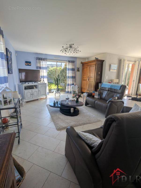 Maison à ARC-LES-GRAY