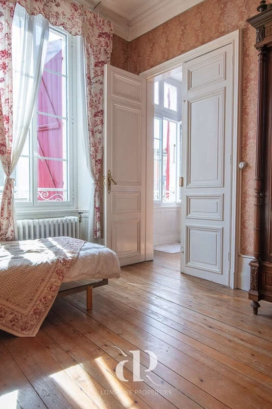 Maison à BEAUMONT-DE-LOMAGNE