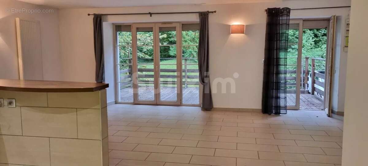 Appartement à LONS-LE-SAUNIER