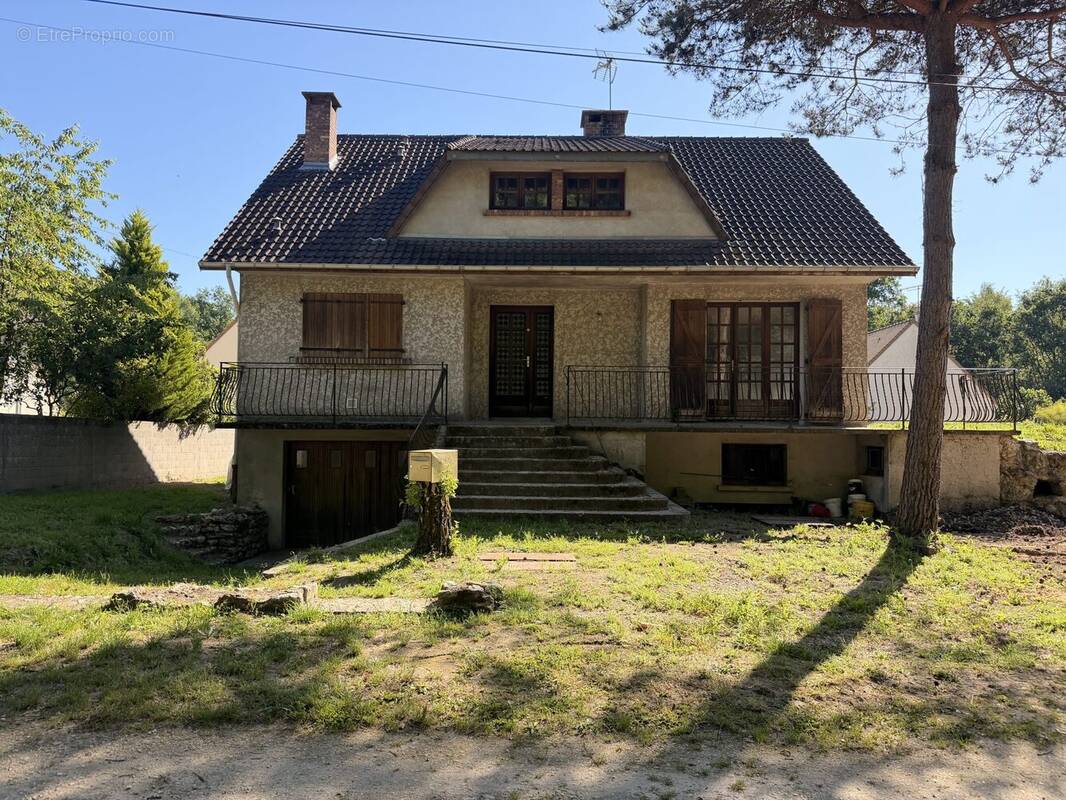 Maison à ANGERVILLIERS