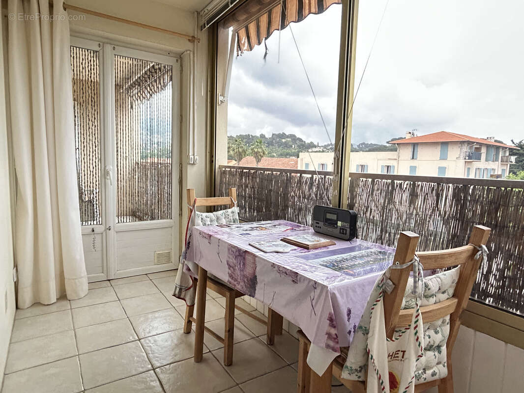 Appartement à OLLIOULES