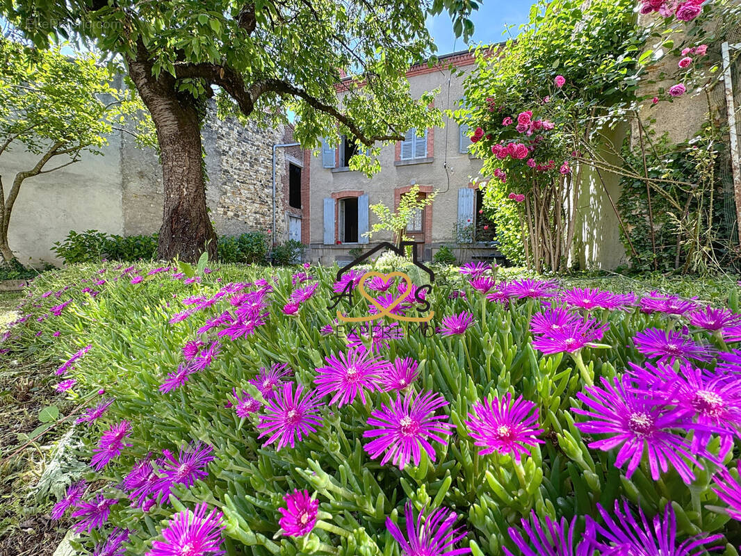 Maison à BILLOM