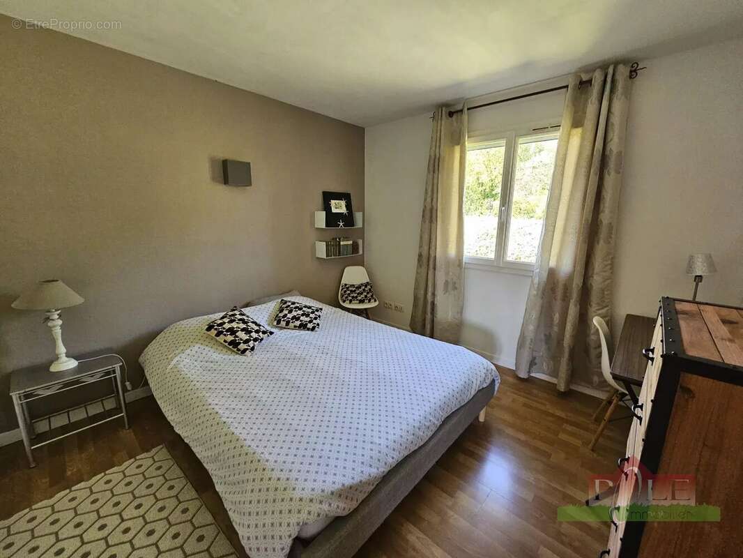Maison à JARDIN