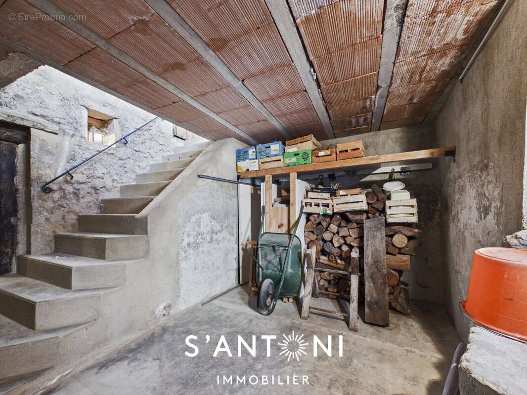 Coup de cur  Maison de village authentique avec terrasse unique à Puissalicon - photo 10
