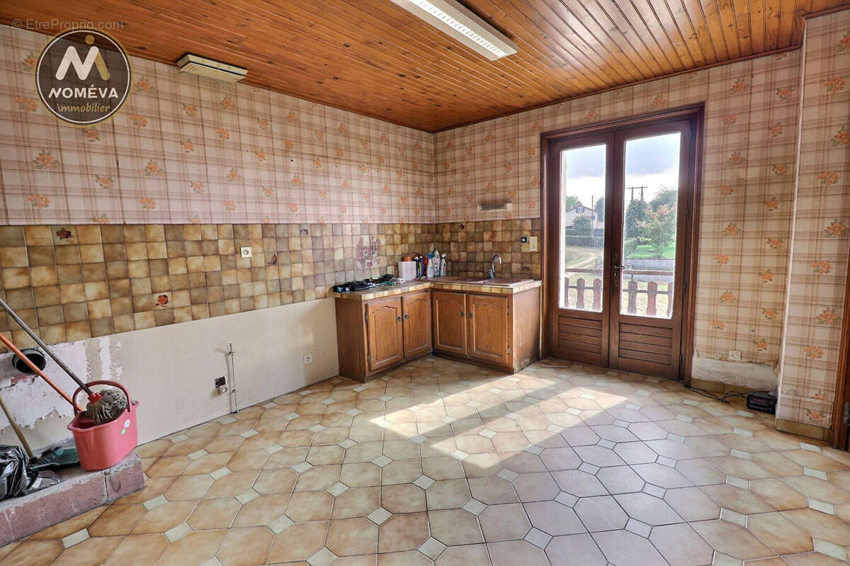 Maison à MONTFAUCON-EN-VELAY