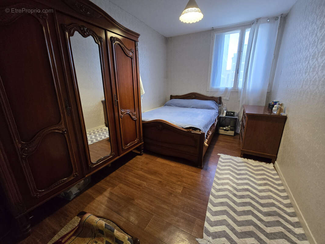 Appartement à FONTAINE