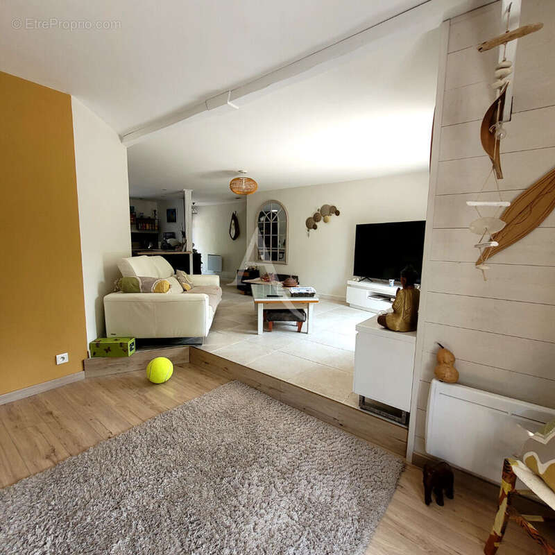 Maison à SAINT-AVAUGOURD-DES-LANDES