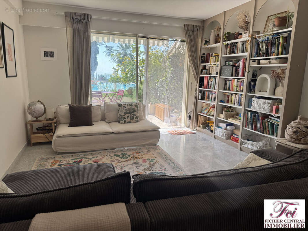 Appartement à MENTON