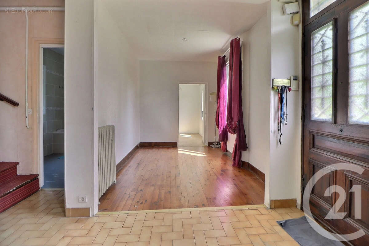 Maison 105 m² à Aulnay-Sous-Bois  - photo 3