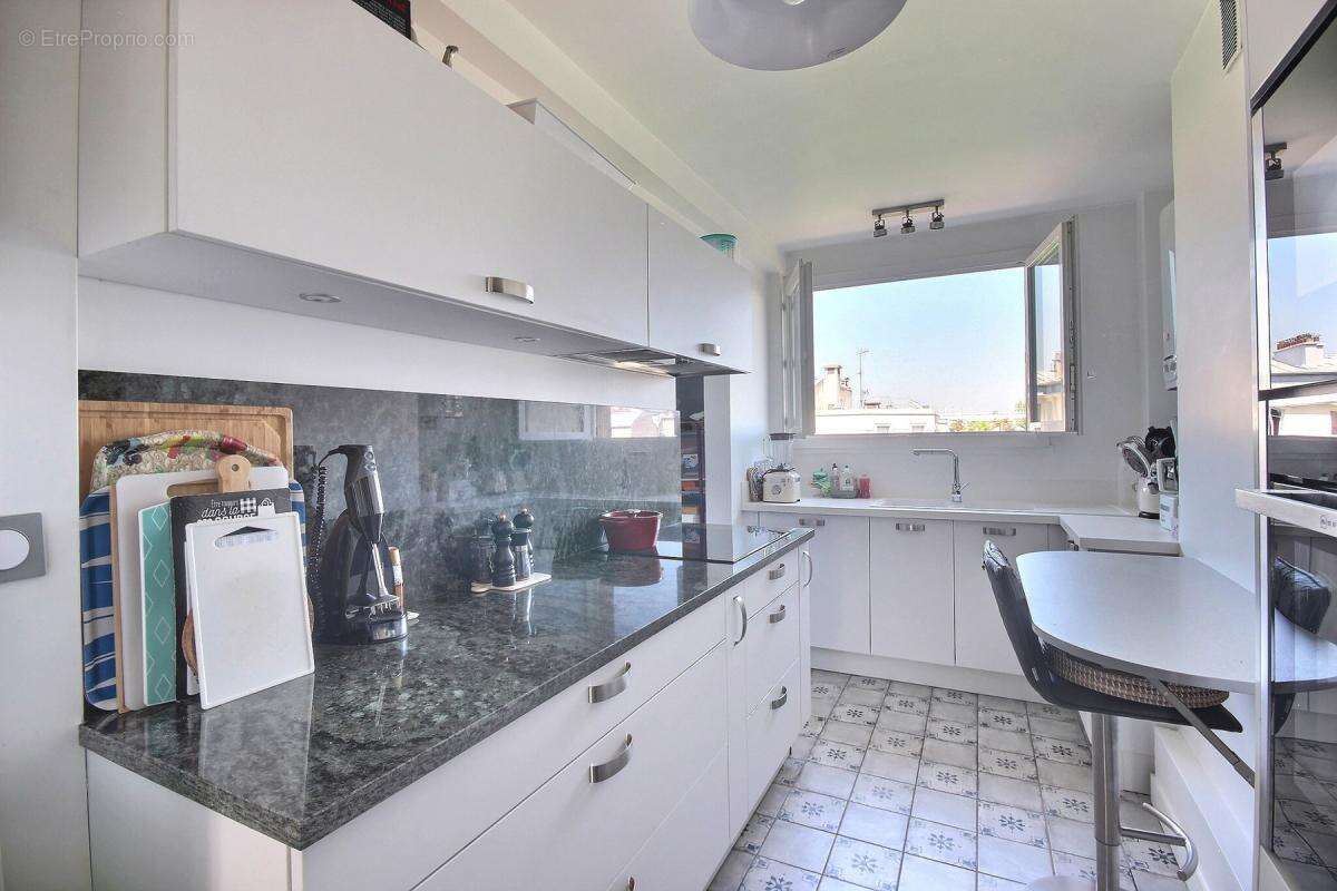 Appartement à BOIS-COLOMBES