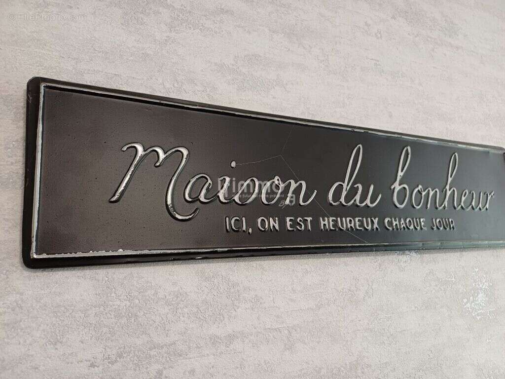 Appartement à BOURG-BRUCHE