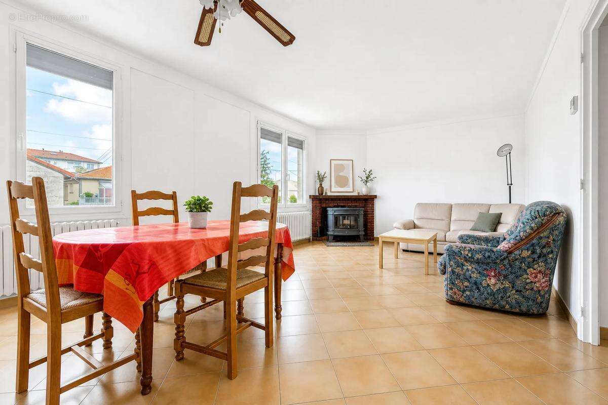 Appartement à MILLAU