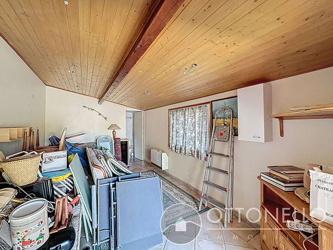 Maison à ROQUEBRUNE-SUR-ARGENS