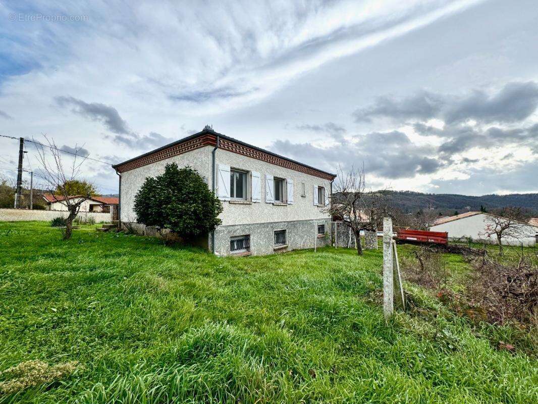 Maison à ROQUECOURBE