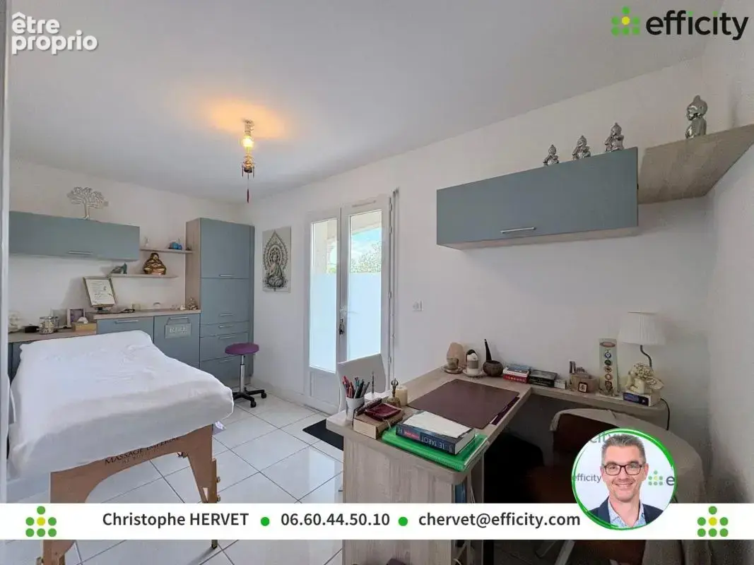 Maison 230 m² à Champniers  - photo 13