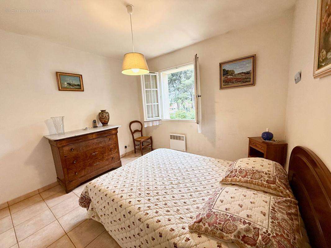 Maison à SIX-FOURS-LES-PLAGES