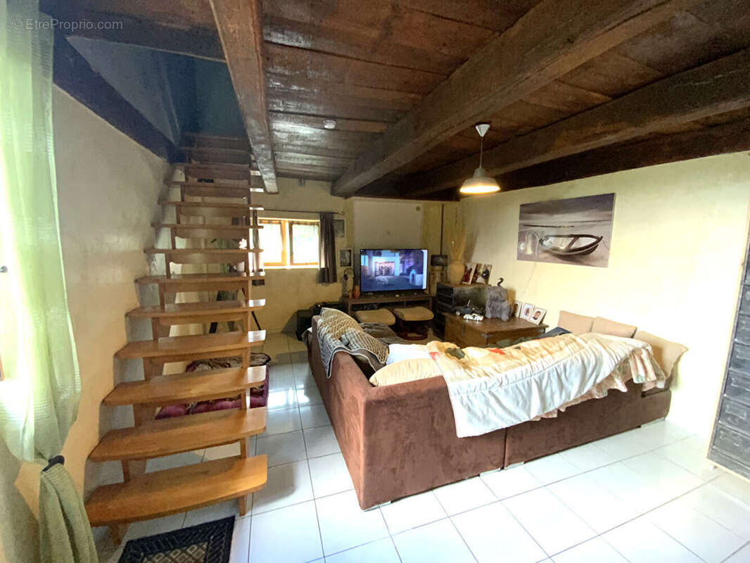 Maison à AUXY
