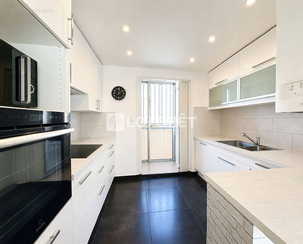 Appartement à MARSEILLE-9E