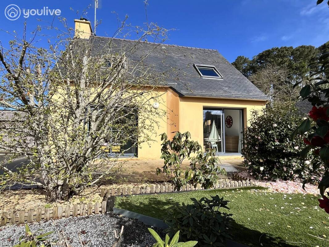 Maison à SAINT-EVARZEC