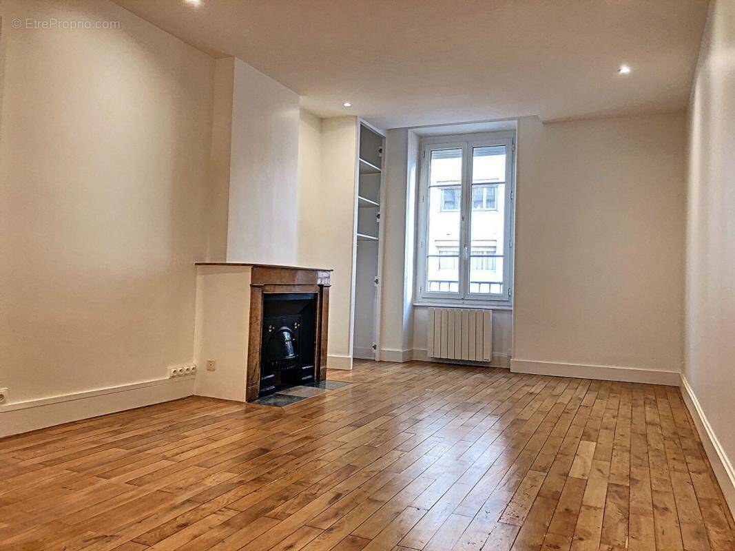 Appartement à LYON-6E