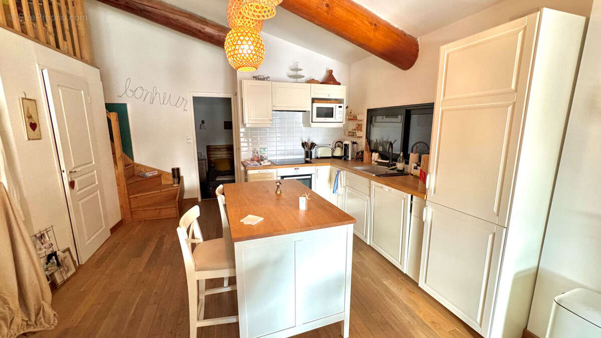 Maison à LES ANGLES