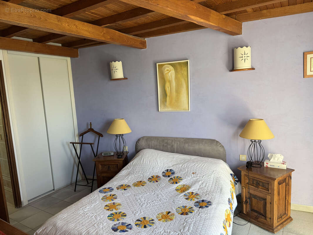 Maison à SAINT-BAUZILLE-DE-LA-SYLVE