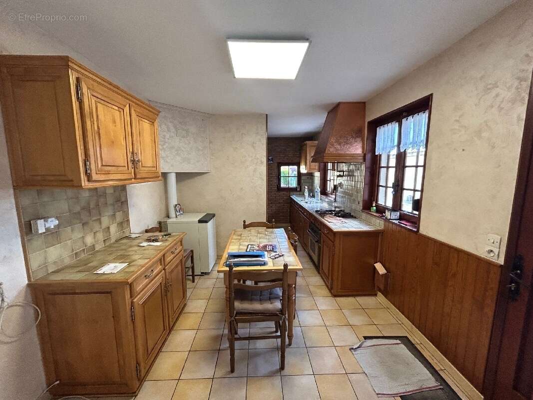 Maison à BRUAY-LA-BUISSIERE