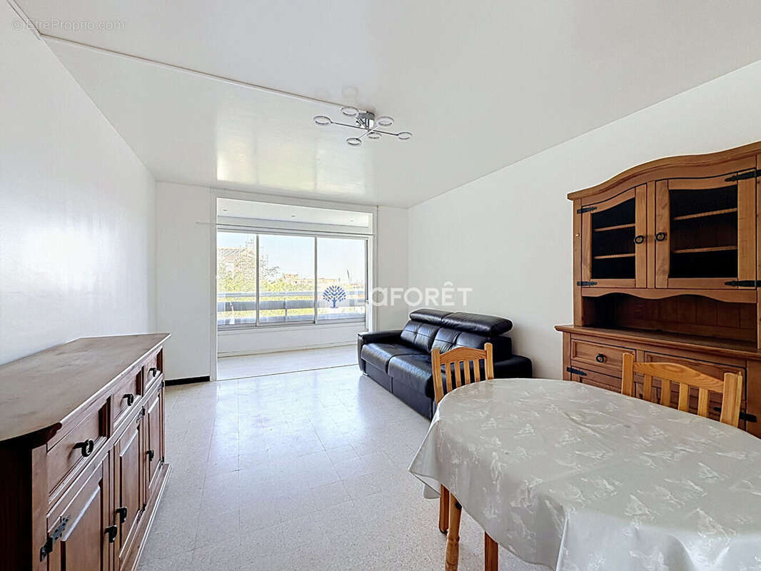 Canet en Roussillon, Appartement avec place de parking - photo 2