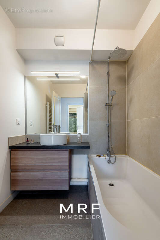 Appartement à MARSEILLE-9E