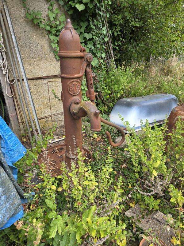 Terrain à ARGENTON-SUR-CREUSE