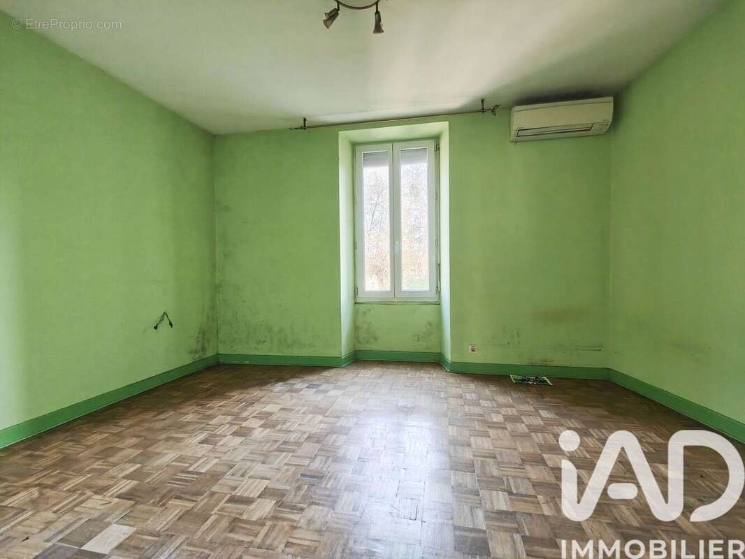 Photo 8 - Maison à LES CABANNES