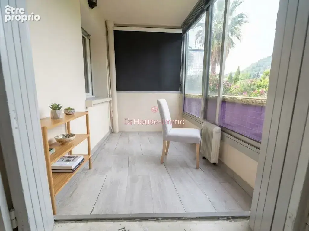 Appartement 4 pièces 70 m² à vendre à Hyeres (83400) - photo 4
