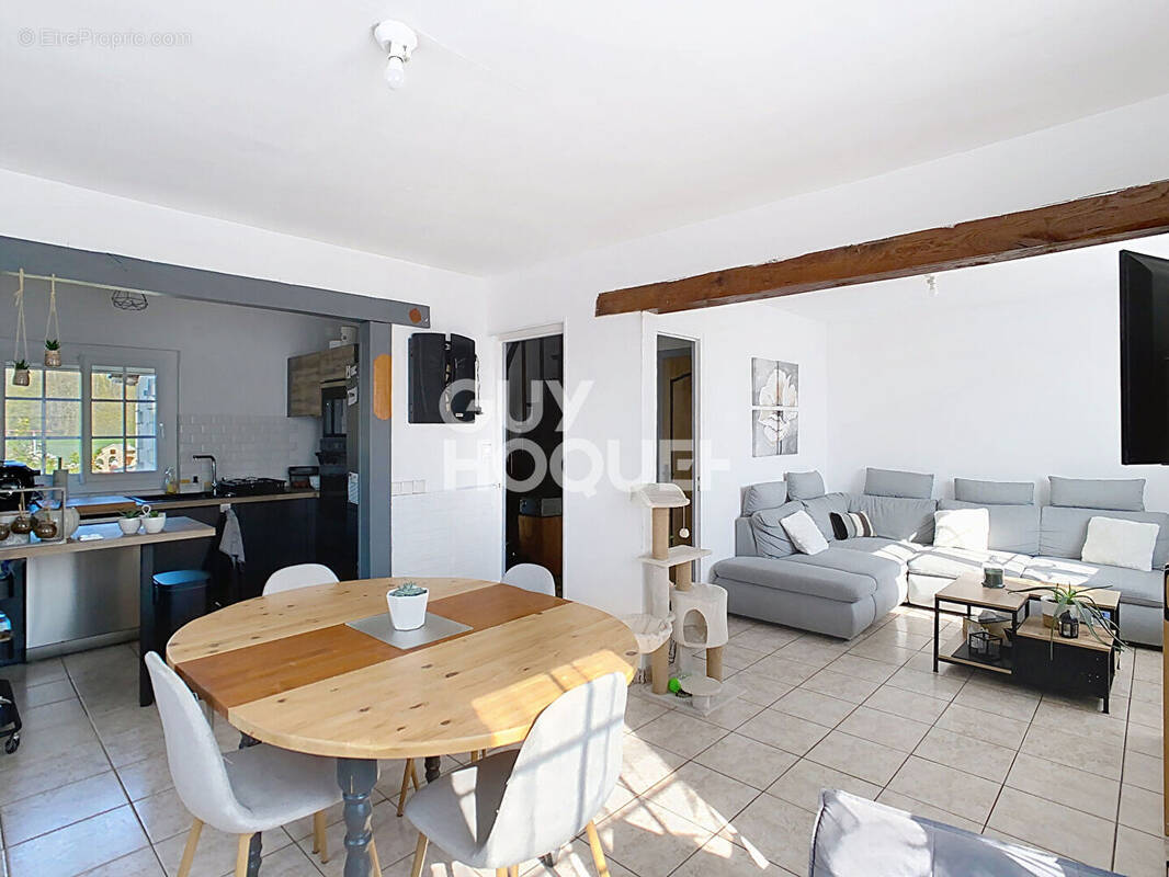 Maison à BONNEUIL-EN-VALOIS