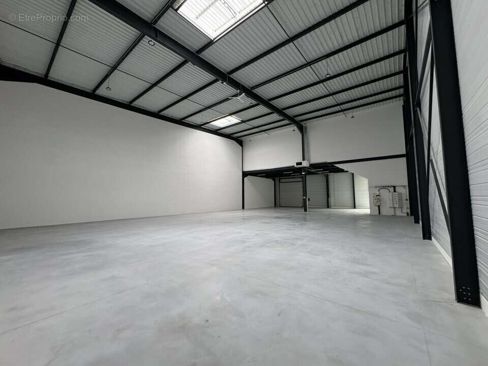 502 m² à Gretz-Armainvilliers  - photo 6