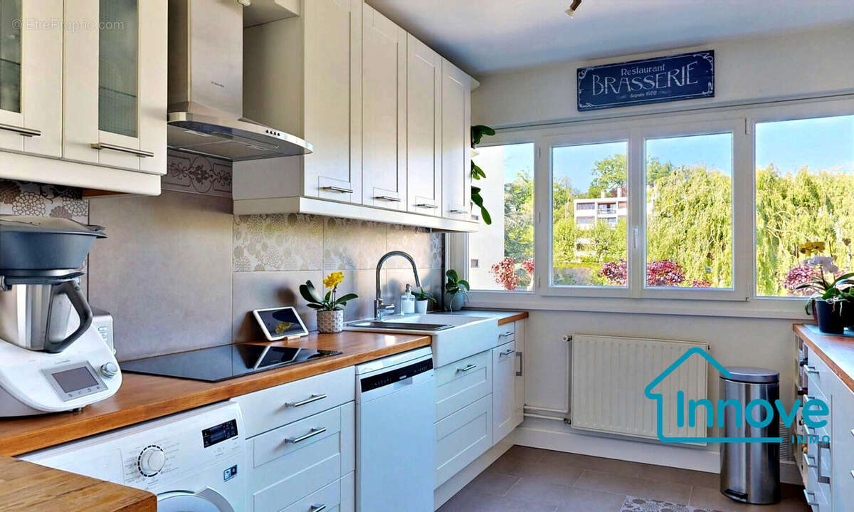 Appartement à NOISY-LE-ROI