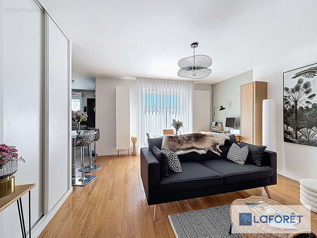 Appartement à LE PLESSIS-TREVISE