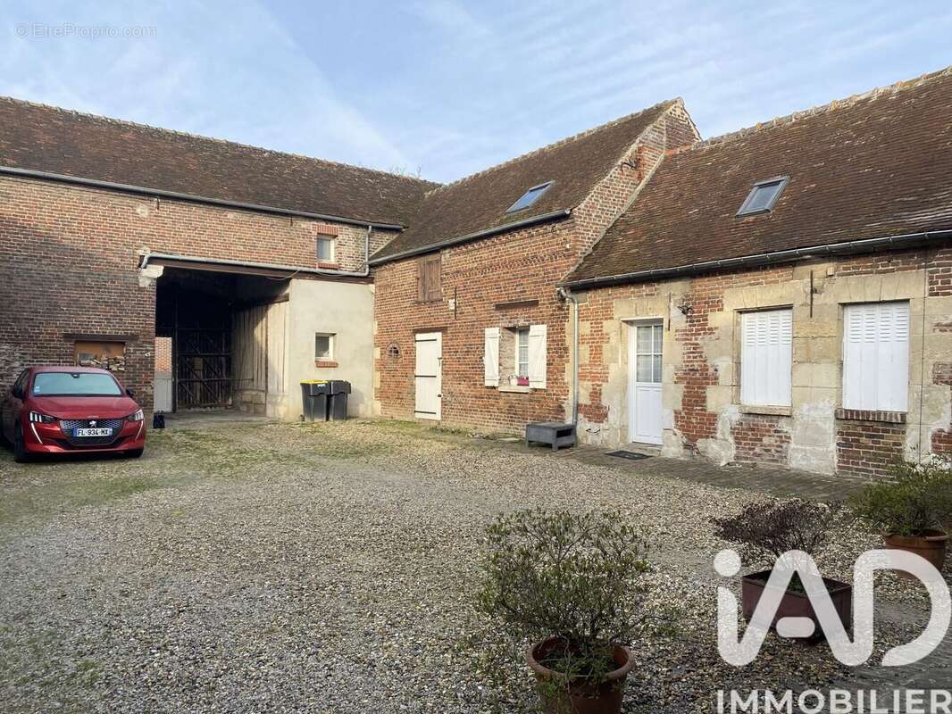 Photo 4 - Maison à CHEVRIERES