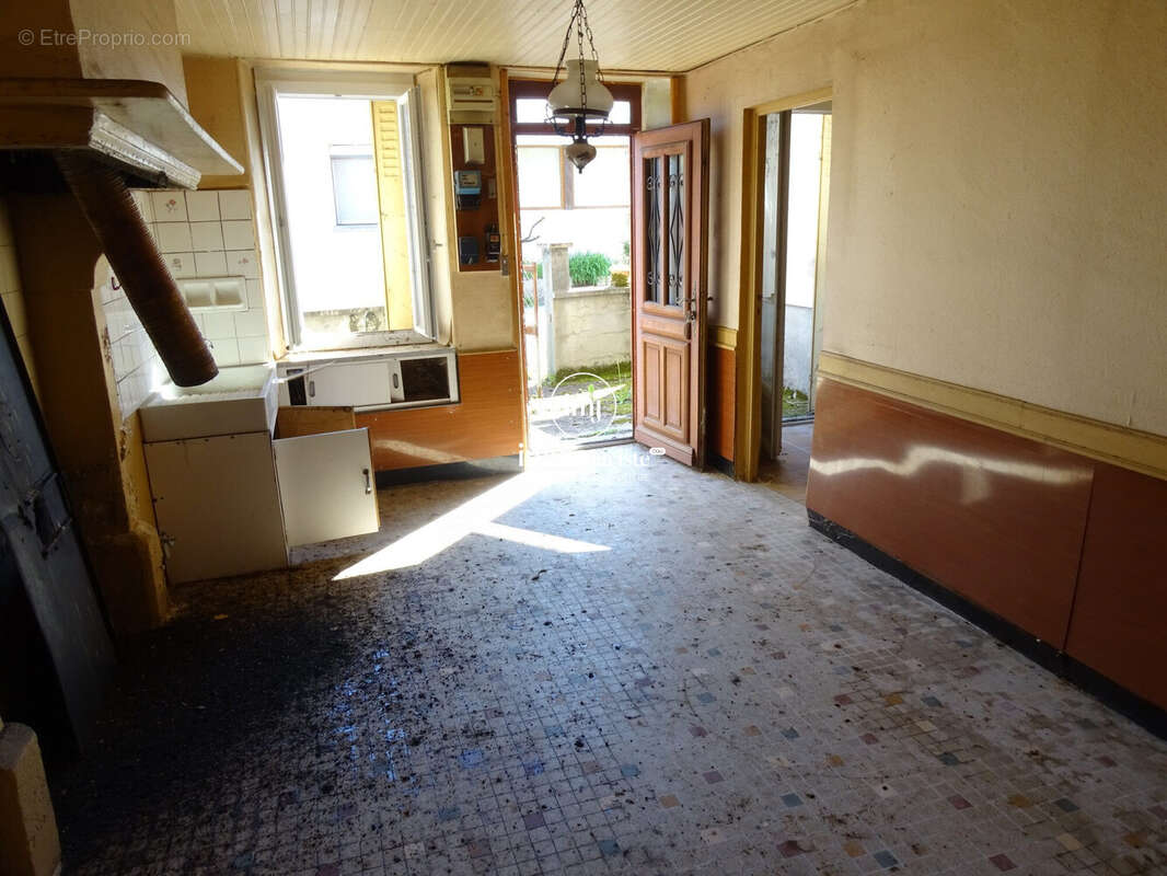 Maison 4 pièces 70 m² à vendre à Saillat-Sur-Vienne (87720) - photo 3