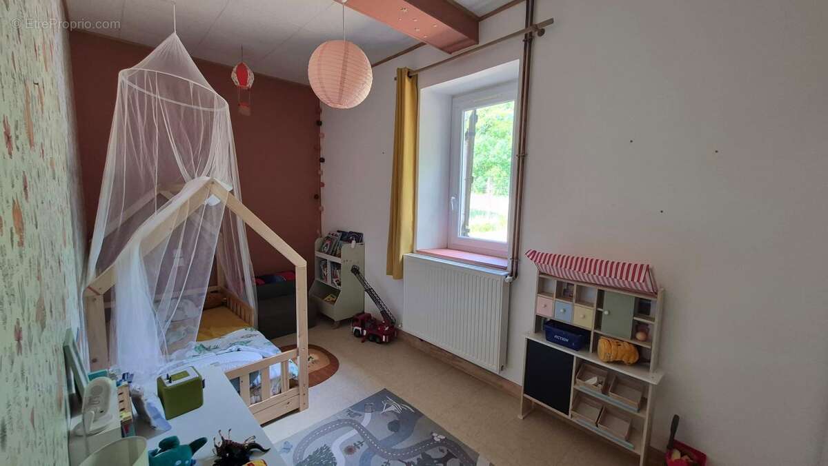 Maison en pierre sur les hauteurs - photo 12
