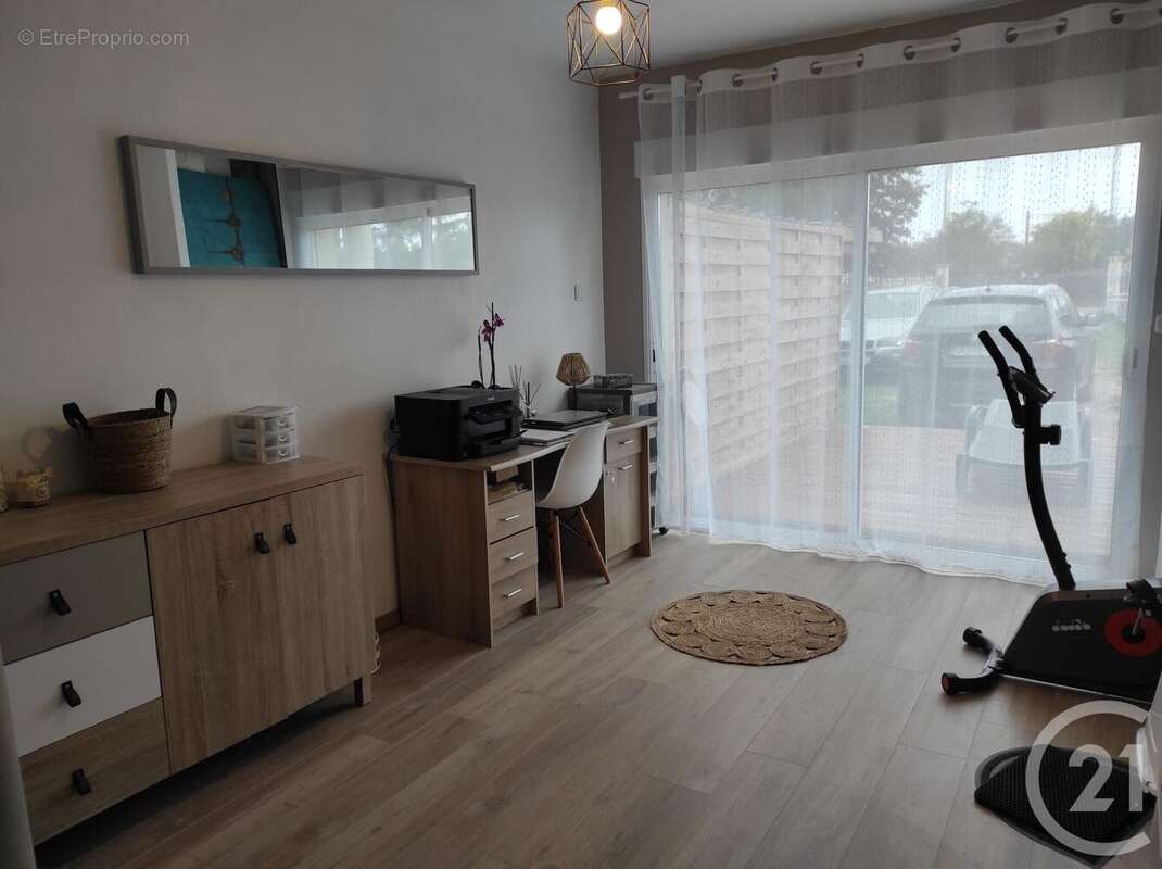Maison 103 m² à Coutras  - photo 5
