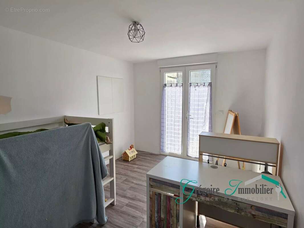 Maison à LA GENEVRAYE