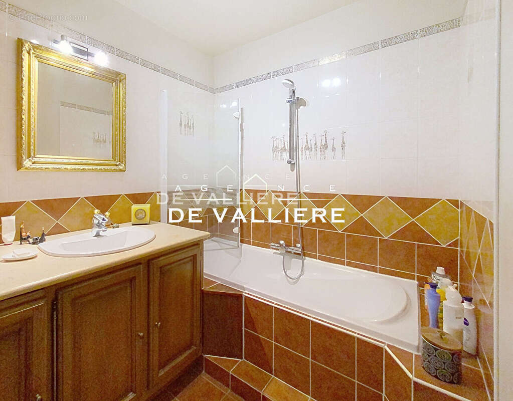 Appartement à PUTEAUX