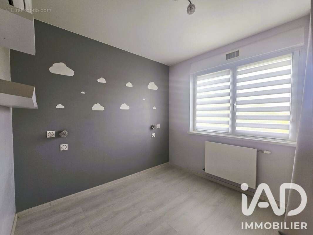 Maison 107 m² à Dommary-Baroncourt  - photo 7