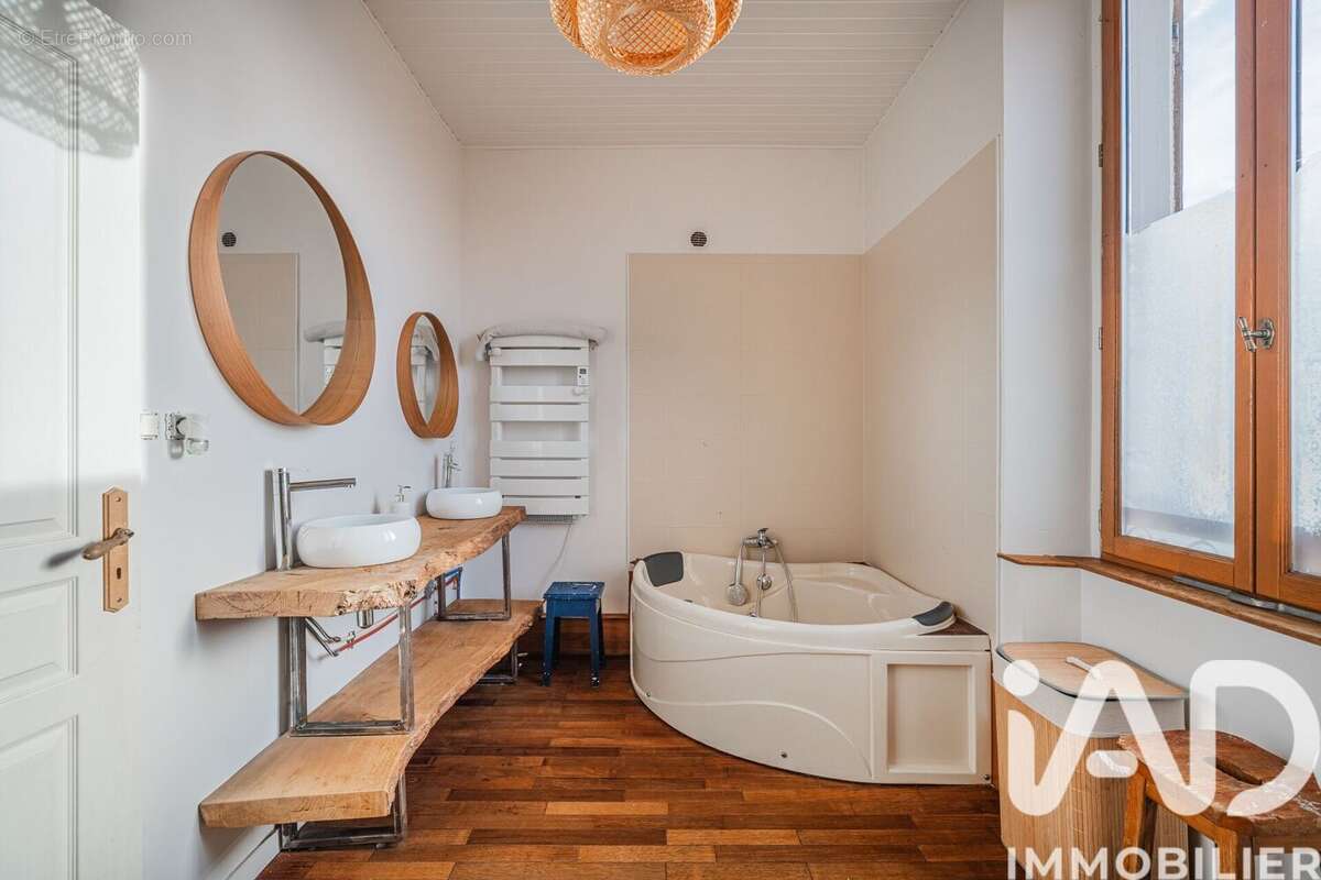 Photo 8 - Maison à VILLARD-BONNOT