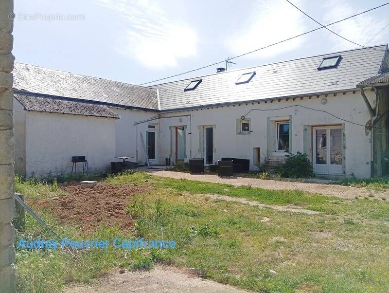 Maison à SANCHEVILLE