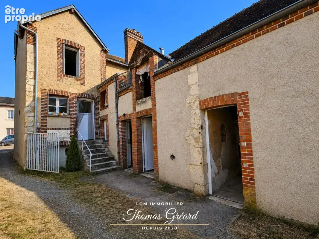 Local commercial avec habitation à Saint-Denis-Les-Ponts, 200m2 avec grange et jardin - photo 16