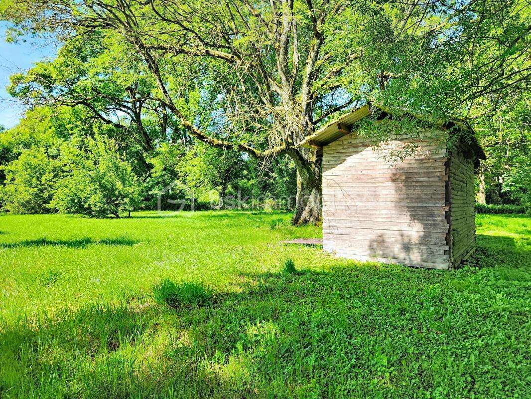 Une maison de campagne nichée dans un parc magnifique - photo 4