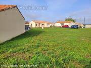 Terrain à RUELLE-SUR-TOUVRE